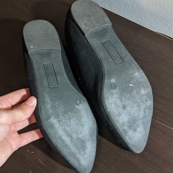 7 | Seychelles | Black Textured Pointed Toe Flats - Picture 2 of 2